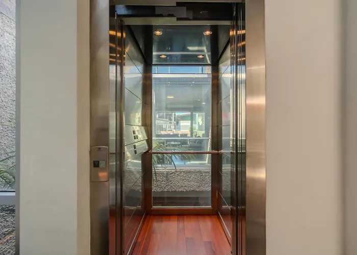 Villa Playa Del Duque, By Paramount Holidays Costa Adeje (Tenerife)