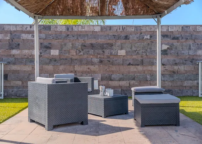 Playa Del Duque, By Paramount Holidays 빌라 *