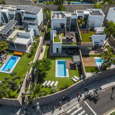 Playa Del Duque, By Paramount Holidays Villa Costa Adeje (Tenerife)